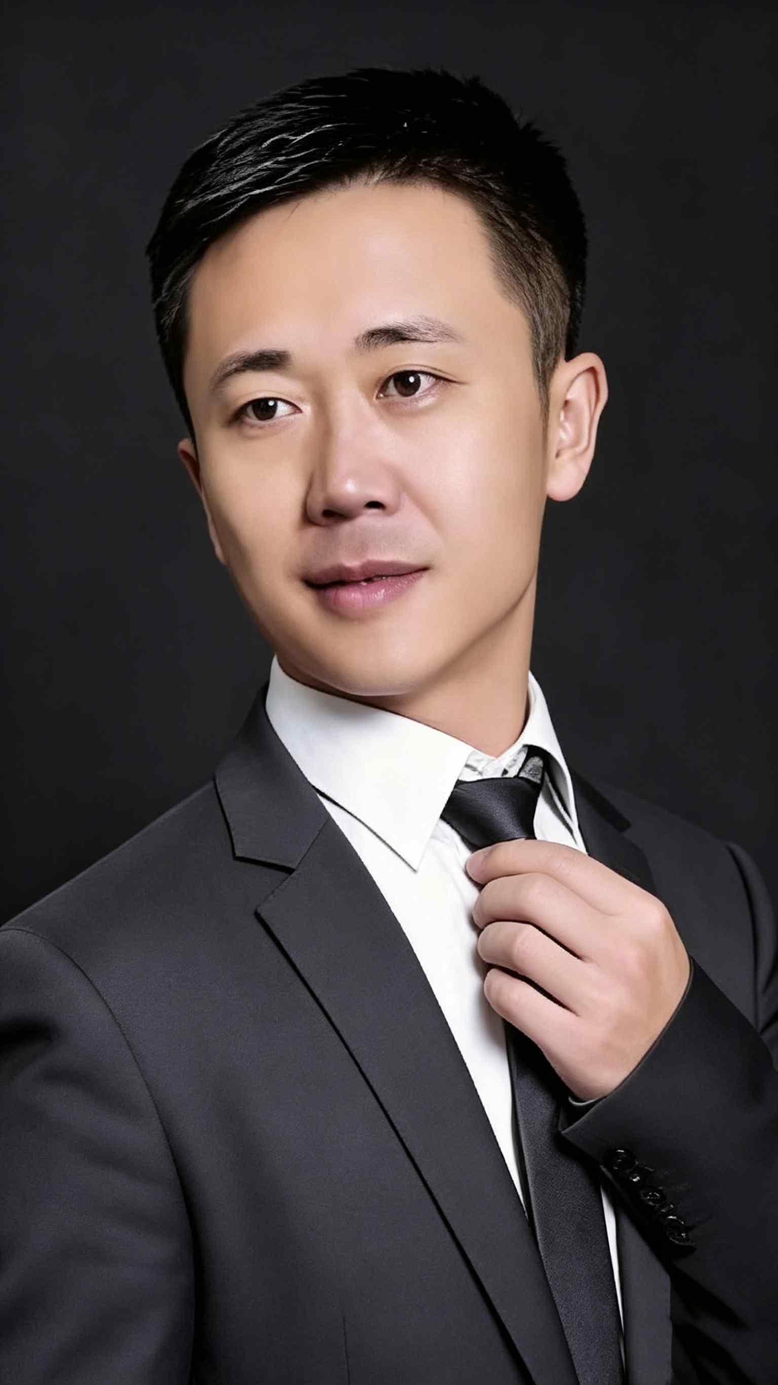 云饰建筑装饰资深设计师2